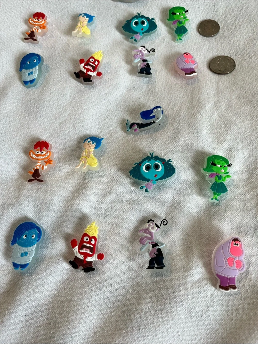 Jibbitz Inside Out Characters Shoe Charms - Set of 16 Glow In The  Dark NWT